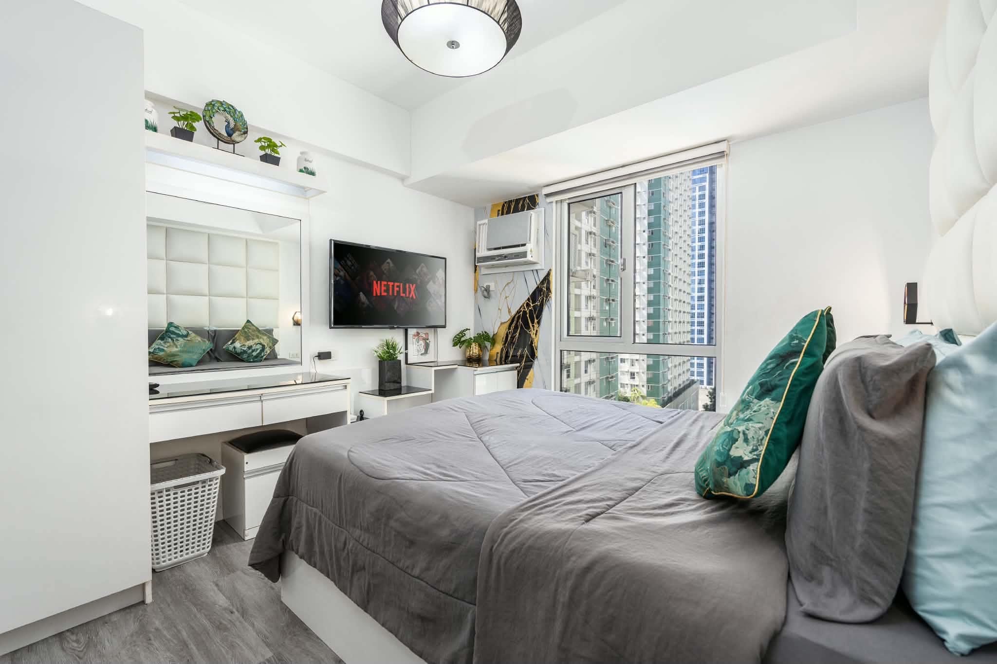 Studio Type unit in IT Park Avida Riala Cebu City